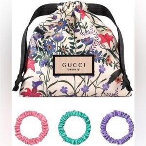 GUCCI Beauty GWP Floral
Drawstring Pouch with 3
Scrunchies NIP